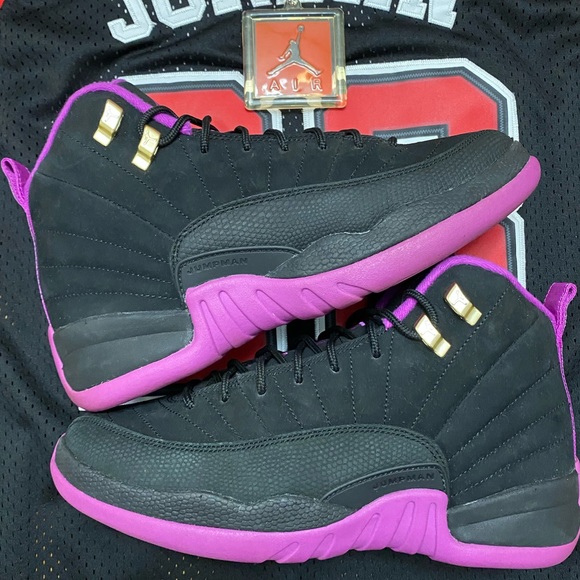 Jordan Shoes - 🔥Jordan 12 ‘Hyper Violet’🔥